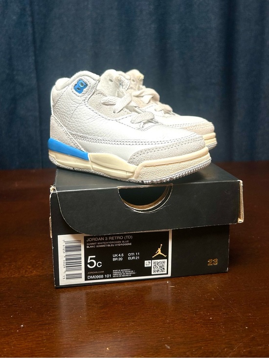 Jordan Other - Air Jordan 3 Retro Boys Toddler 5c Summit White Hydrogen Blue DM0968-101